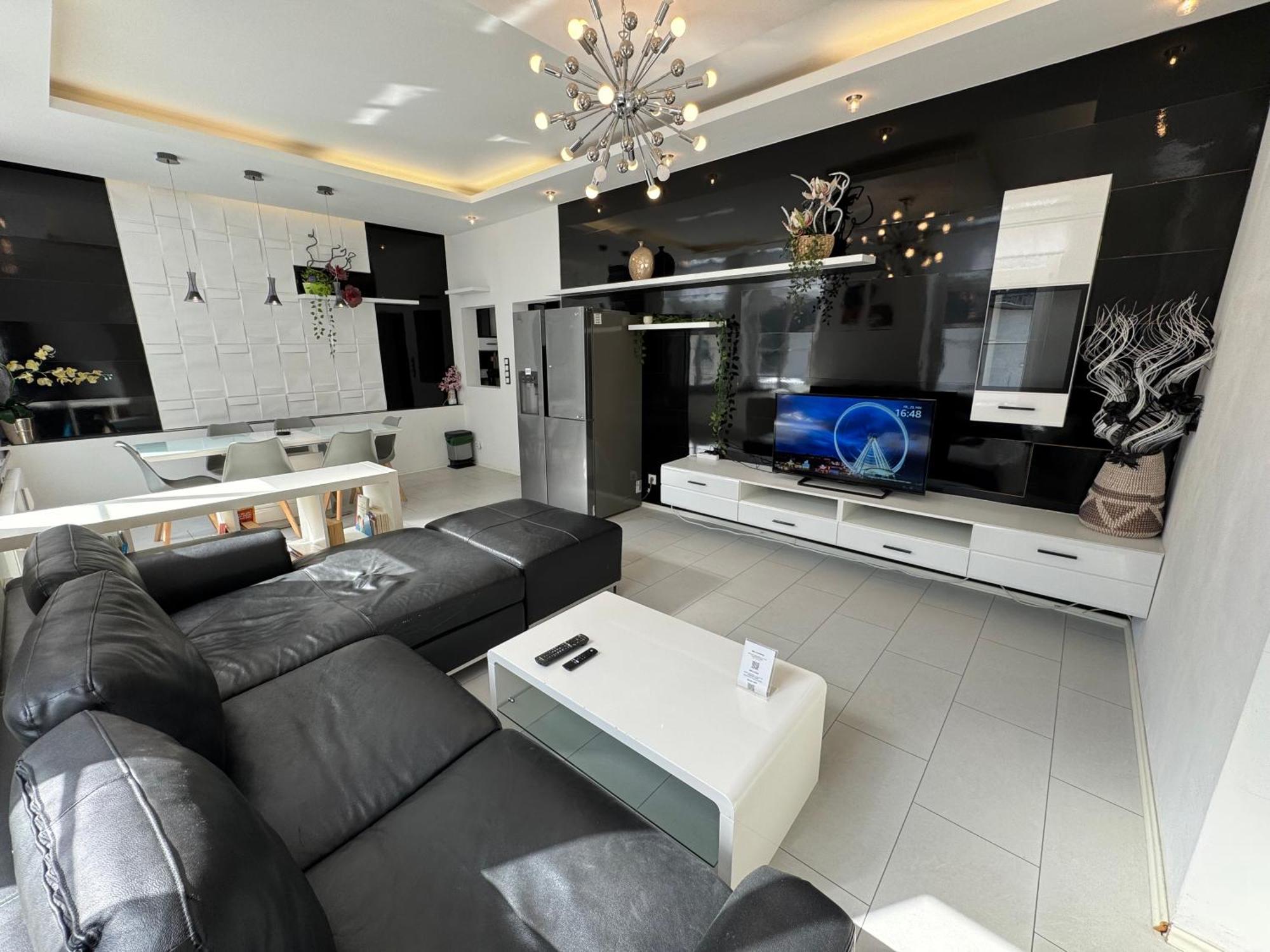 Moderne & Rustikale Monteurwohnung Im Zentrum Eitorf Ngoại thất bức ảnh
